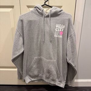 Pacific & Co. Gray Ocean City Maryland Graphic Hoodie Size Medium Like New